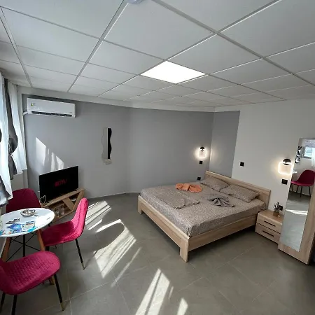 Debbies 8 Appartement *